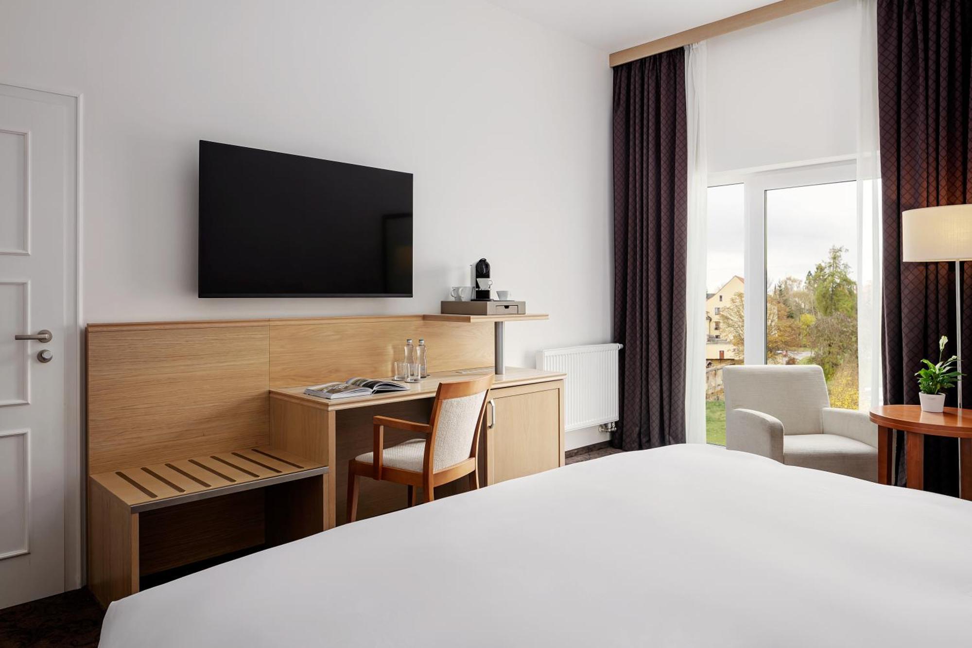 Harvey Spa Hotel Františkovy Lázně Buitenkant foto A room at the hotel