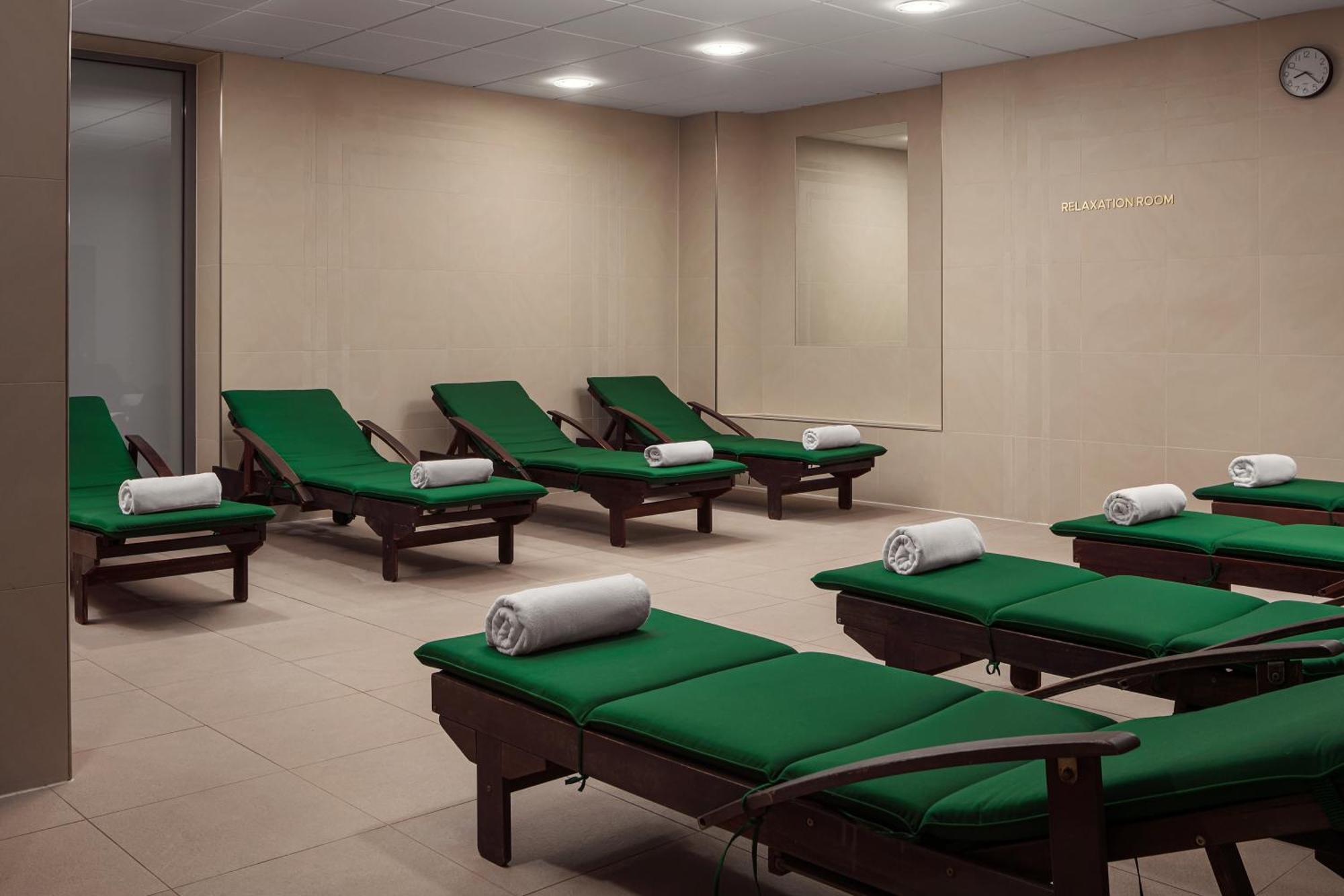 Harvey Spa Hotel Františkovy Lázně Buitenkant foto The relaxation room at the spa